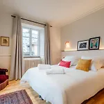Le Falcoz Bed & Breakfast