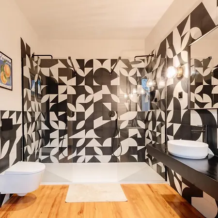 Le Falcoz Bed & Breakfast